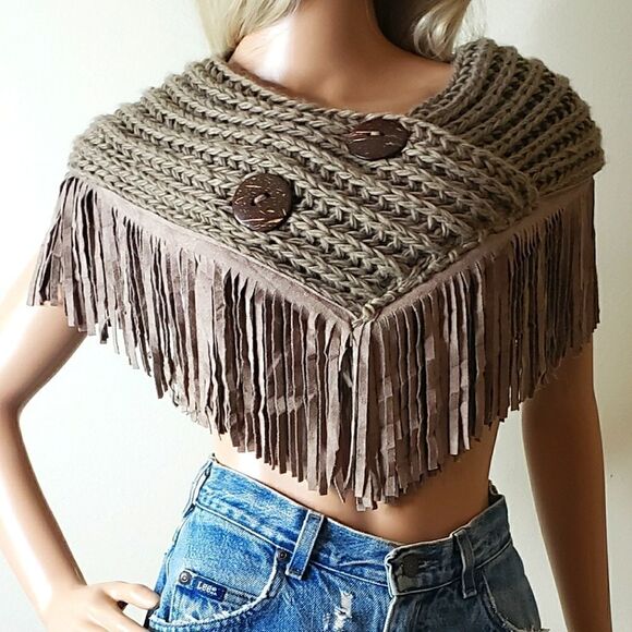 Code Knit Pull-Over Fringed Shoulder & Neck Wrap Warmer Poncho - Picture 3 of 9